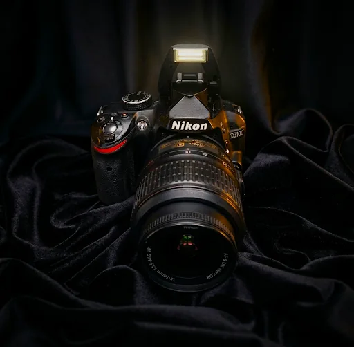 Nikon telephoto optic detail